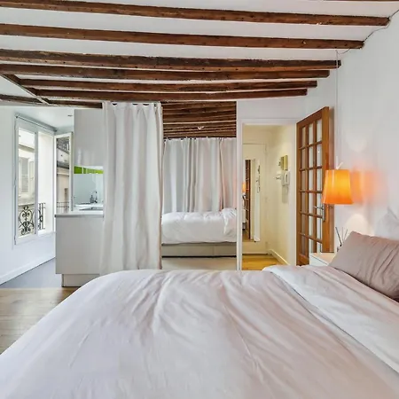 Bright Studio Close To Eiffel Tower In The 7th דירה